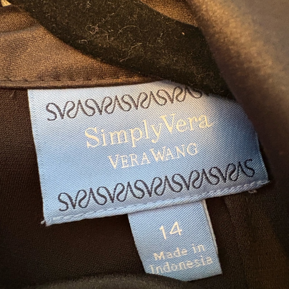 SIMPLY VER Vera Wang Simple Black Dress - Picture 12 of 15